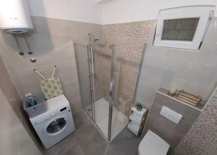 Adriatic Guest house 3*