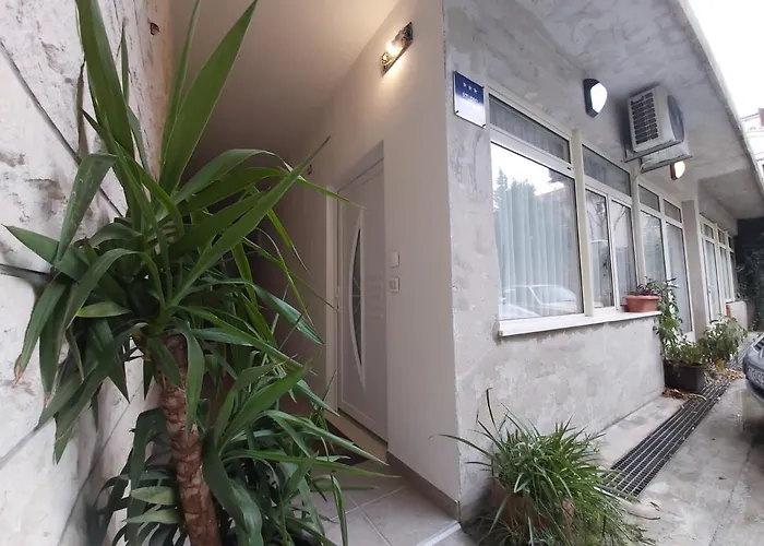 Gostinjska kuća Adriatic 3*